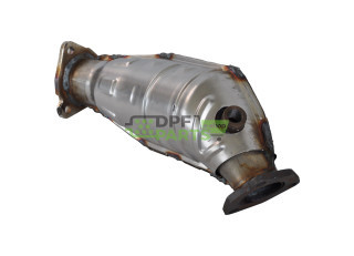 Katalizator AUDI A4, A6 / SKODA SUPERB / VW PASSAT - 1.8, 2.0, 1.6 - 8E0131089HX, 8E0131089DX, 8E0131089EX 