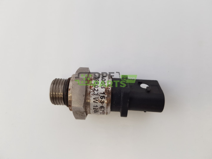 Czujnik różnicy ciśnień MERCEDES - A0081536728